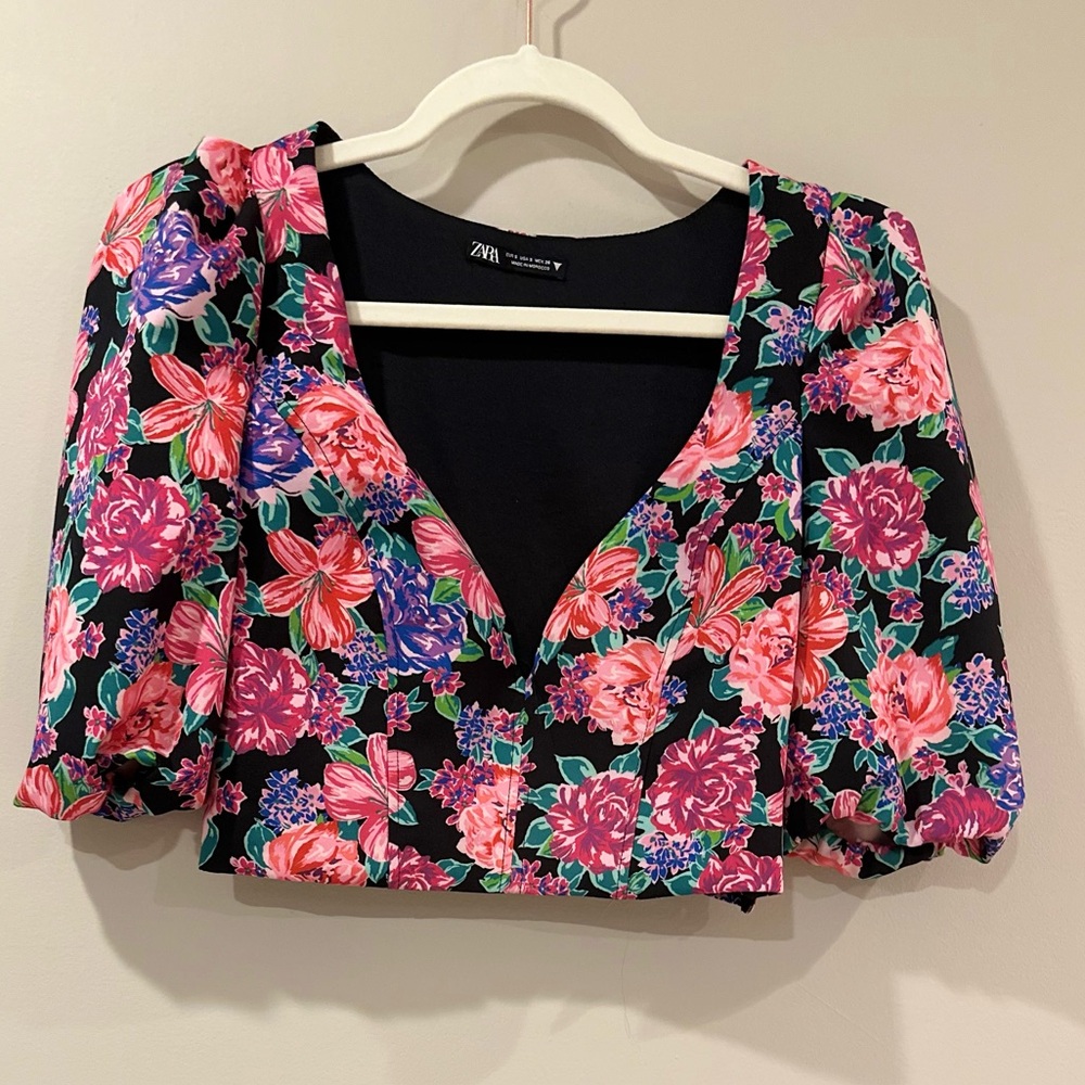 NWOT Zara Black Floral Blouse